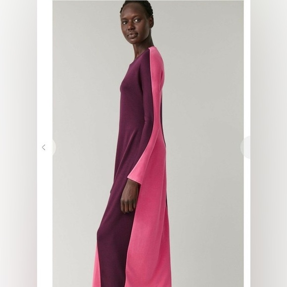 COS
Panelled Jersey Dress - Picture 2 of 5